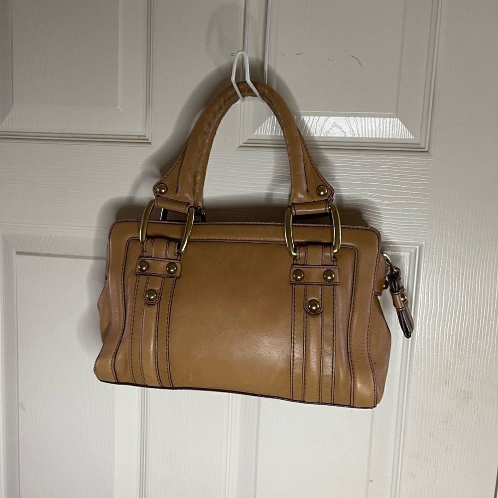 Banana Republic leather medium satchel with gold tone hardwares